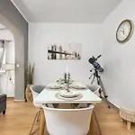 Appartement Dennis Center Elegant 2 *