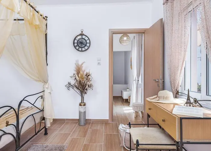 Διαμέρισμα Dennis Center Elegant 2 *