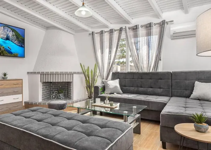 Διαμέρισμα Dennis Center Elegant 2